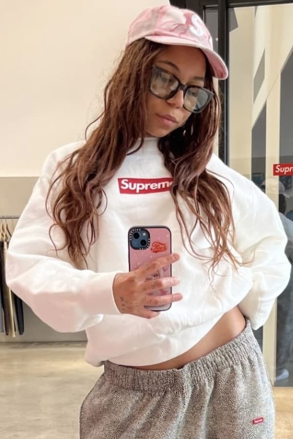 新品未着用】Supreme Washed Box Logo Crewneck White M 25SS 新品未着用】Supreme Washed Box Logo Crewneck White M 25SS
