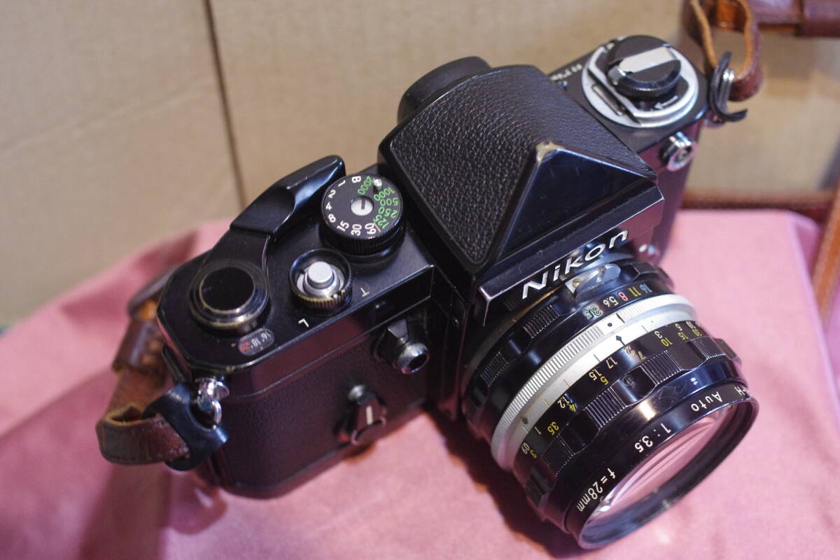 Nikon F2+NIKKOR-H Auto 1:3.5 f=28㎜+SEKONIC露出計+期限切れ Nikon F2+NIKKOR-H Auto 1:3.5 f=28㎜+SEKONIC露出計+期限切れ