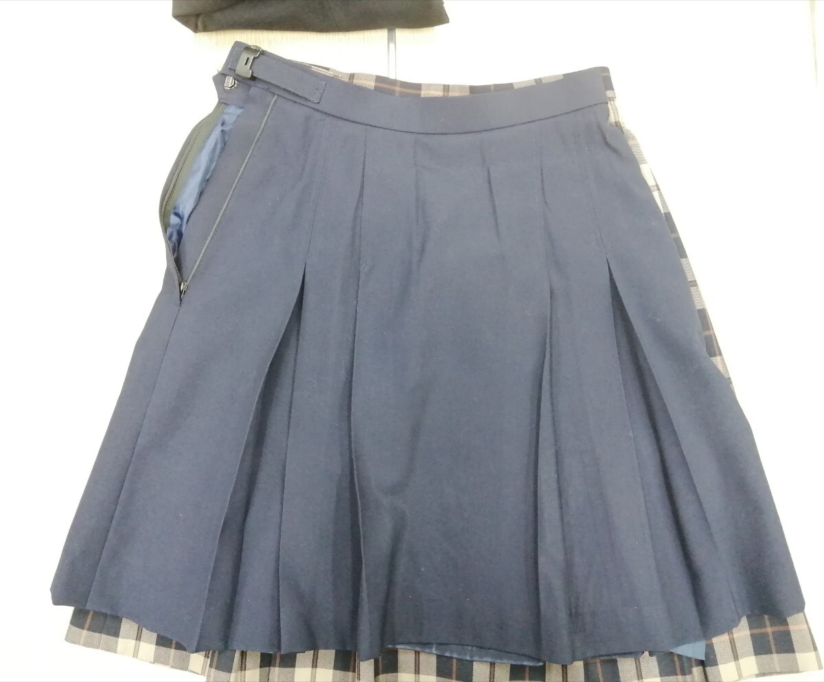 岡山県[明誠学院高校]女子制服 HIROKO KOSHINO 冬服セーラー服+