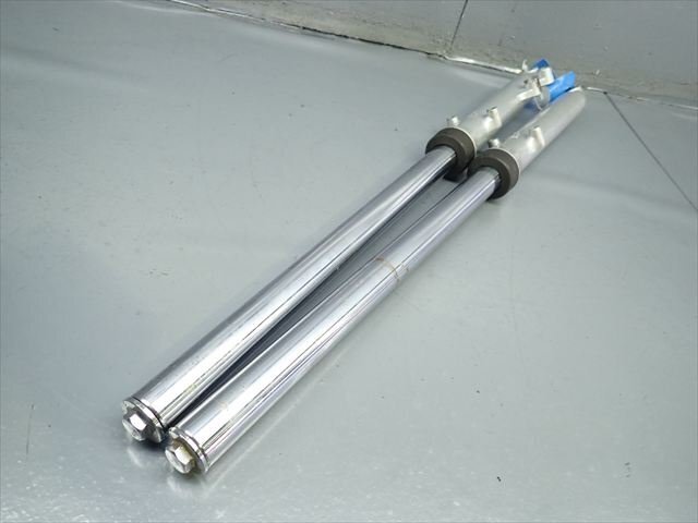 β250319-5 Suzuki GN125-2F LC6PCJ2N (H26 год ) оригинальный передняя вилка подвеска левый правый изгиб нет!