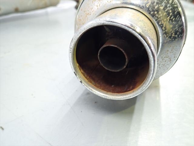 β250417-2 カワサキ ZZ-R400 ZZR ZX400N (H5年式) 純正 マフラー サイレンサー 傷有、凹み有!排気漏れ、内錆、穴あき有り!_画像2