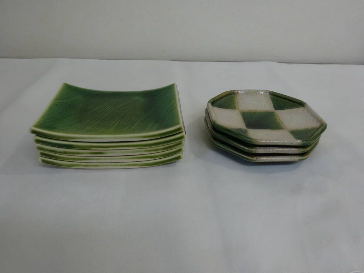 小皿 2種類 8枚まとめて】織部焼? 長角皿(横 約13cm) 5枚 市松 小皿 2種類 8枚まとめて】織部焼? 長角皿(横 約13cm) 5枚 市松