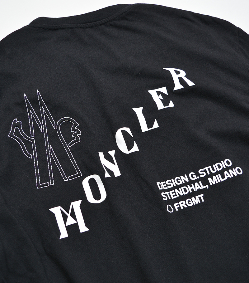新品10万 モンクレール (L) (日本のXLサイズ相当) MONCLER 新品10万 モンクレール (L) (日本のXLサイズ相当) MONCLER