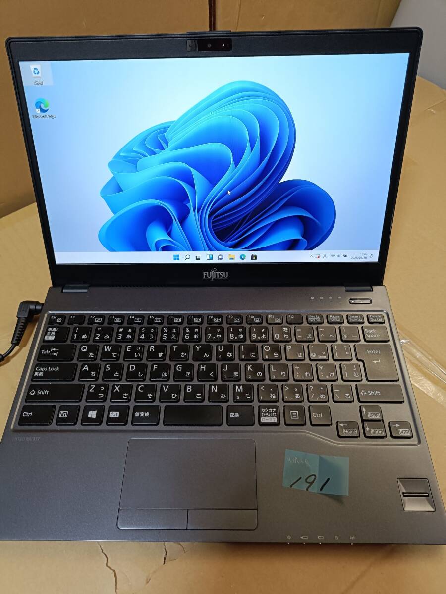 送料無料(管理番号 191)富士通 FUTRO MU937 Windows11 64bit 送料無料(管理番号 191)富士通 FUTRO MU937 Windows11 64bit