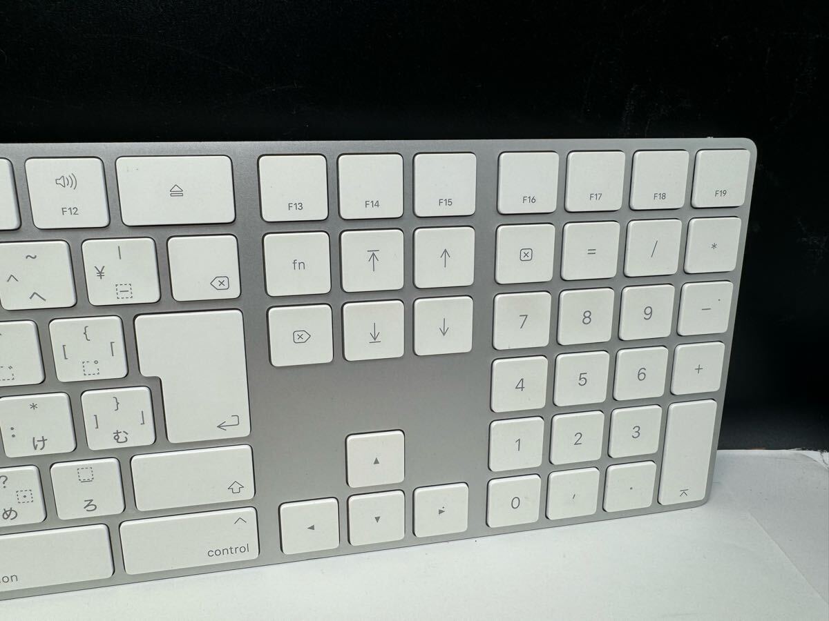 S3143) 美品 Apple　アップル　Mac用　A1843　A1296　純正　マジックキーボード　マジックマウス　動作OK（壬3）