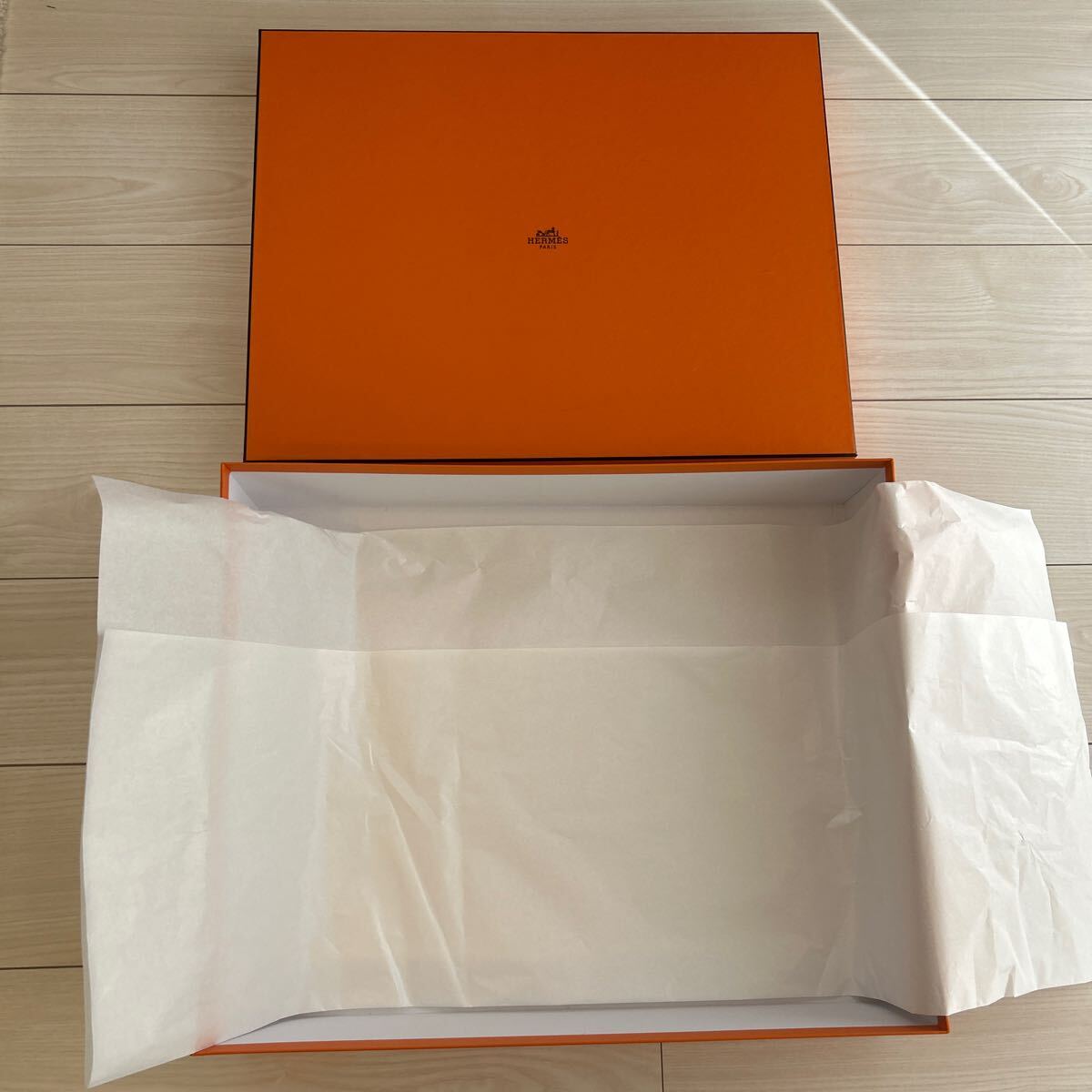 Yahoo!オークション - エルメス バッグ 空箱 51×40.5×12 化粧箱 Yahoo!オークション - エルメス バッグ 空箱 51×40.5×12 化粧箱