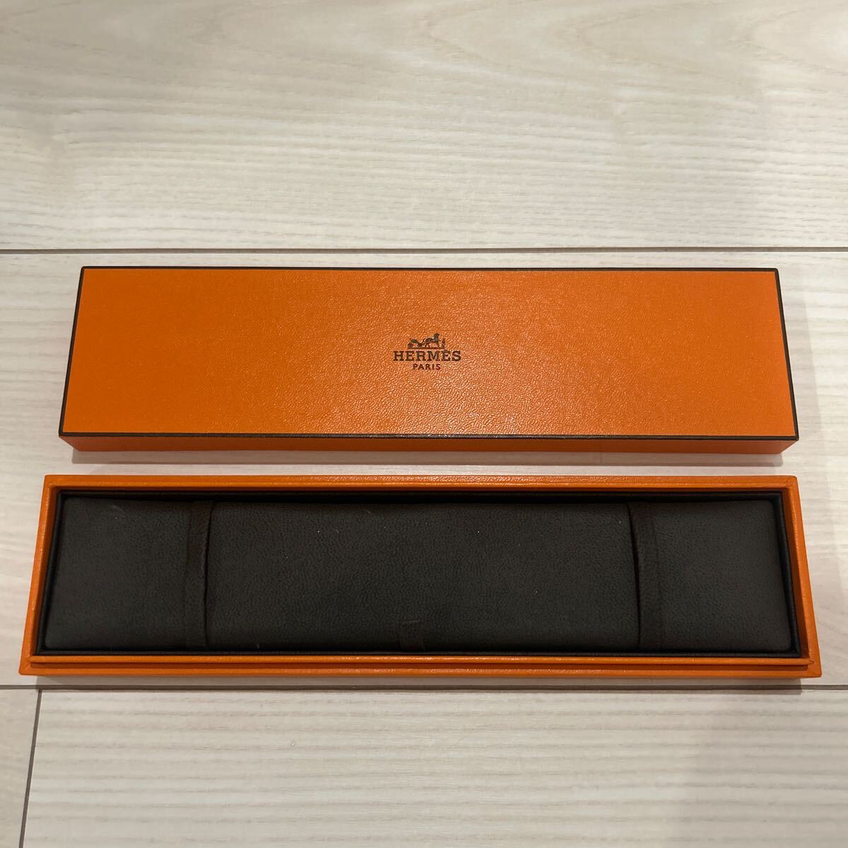 Yahoo!オークション - エルメス ブレスレット 空箱 Yahoo!オークション - エルメス ブレスレット 空箱