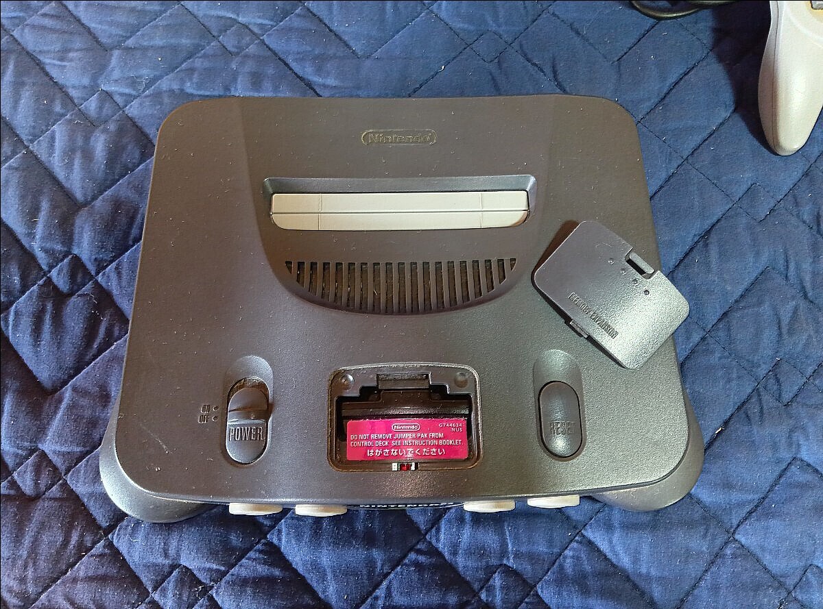 ニンテンドウ64 NUS-001 箱付き NINTENDO64 任天堂 ニンテンドー ニンテンドウ64 NUS-001 箱付き NINTENDO64 任天堂 ニンテンドー