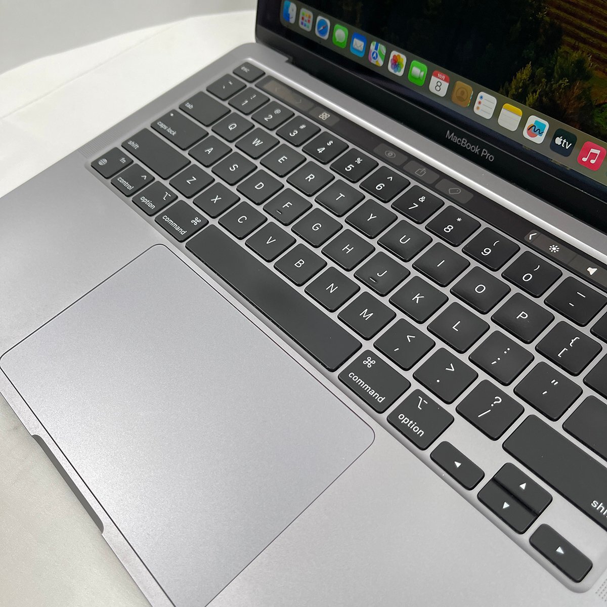 ☆1円スタートお得!☆MacBook Pro 13インチ 2020 M1 Apple 16GB ☆1円スタートお得!☆MacBook Pro 13インチ 2020 M1 Apple 16GB