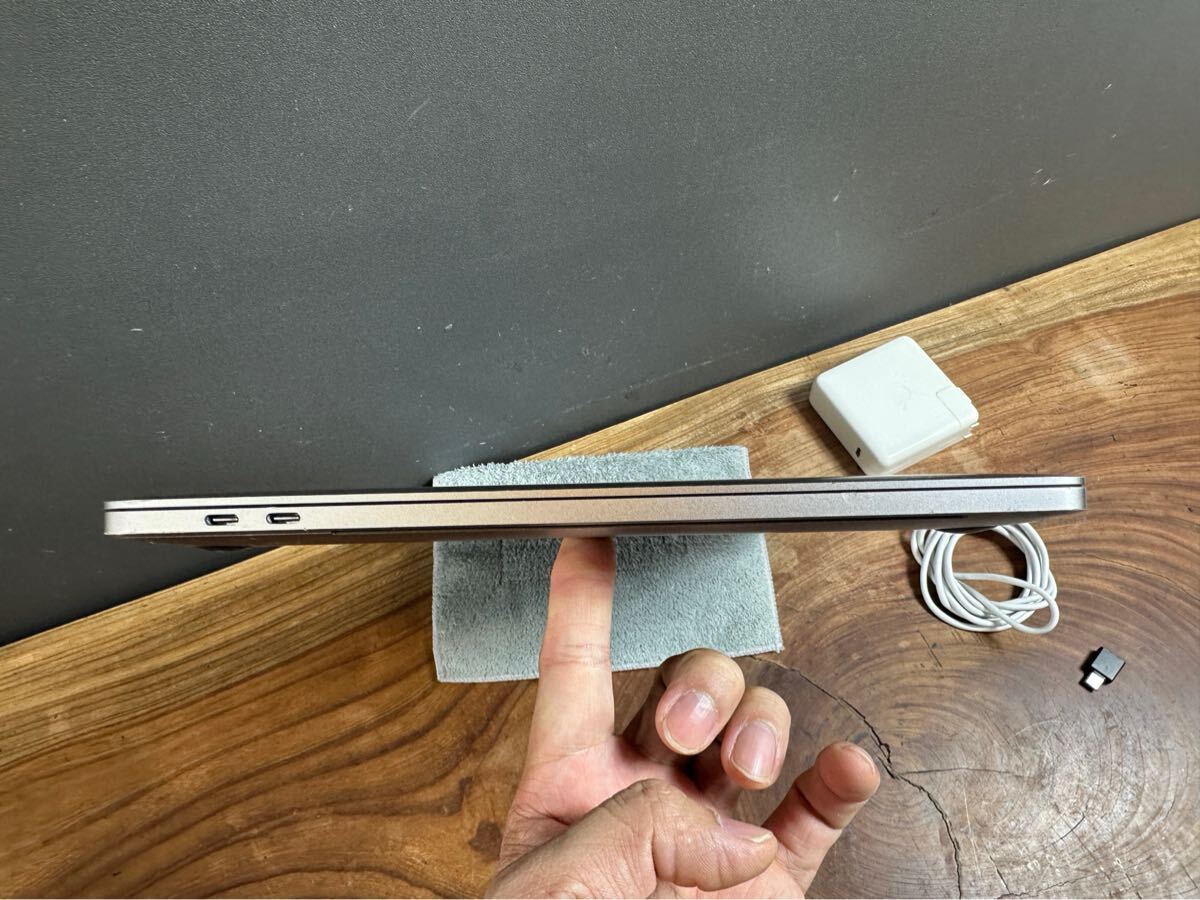 美品新品バッテリー」Apple MacBook PRO Retina 15 4inch 2019 美品新品バッテリー」Apple MacBook PRO Retina 15 4inch 2019