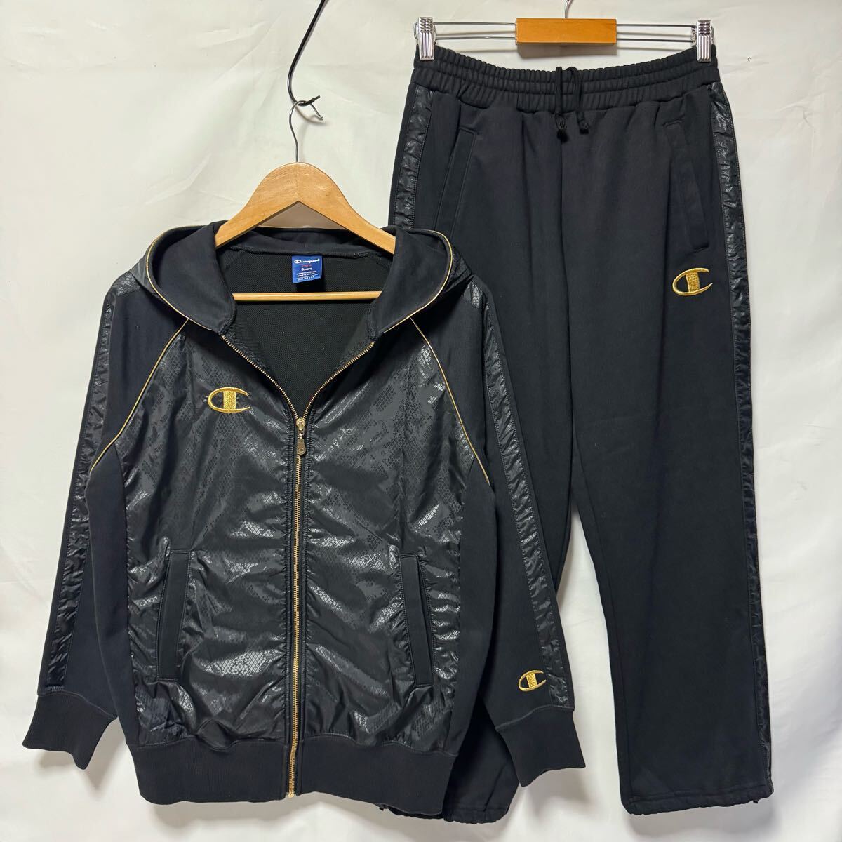 希少【champion チャンピオン【黒 × 金】魔裟斗 モデル 希少【champion チャンピオン【黒 × 金】魔裟斗 モデル