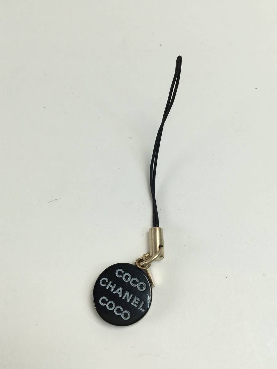 j7416 希少レア 美品 シャネル CHANEL 攜帯ストラップ チャーム プラスチック 黒×白 07P[パケ無料]