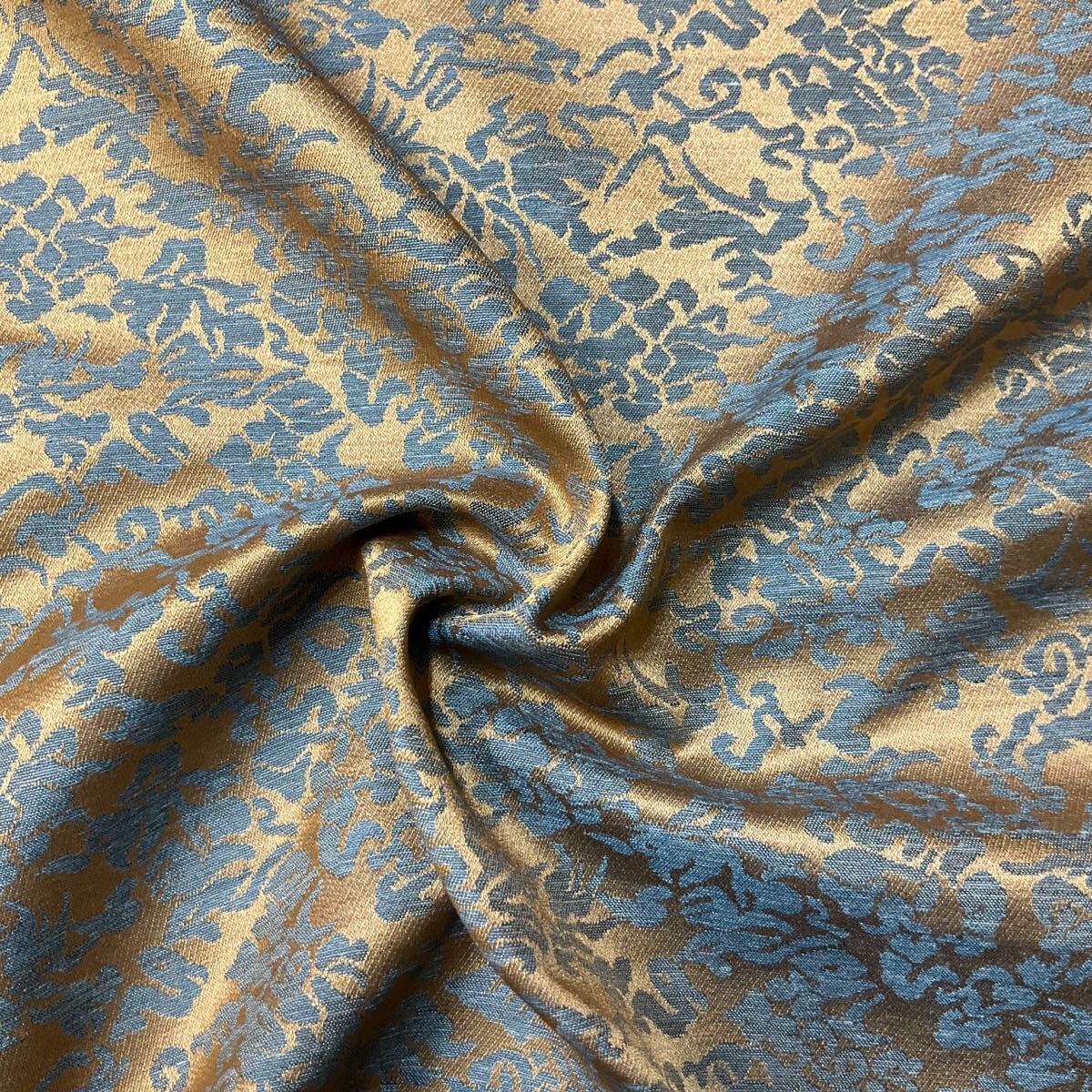 伍七◇極上西陣織金襴緞子金糸◇反物◇71×9m30cm◇法衣装束狩衣 伍七◇極上西陣織金襴緞子金糸◇反物◇71×9m30cm◇法衣装束狩衣