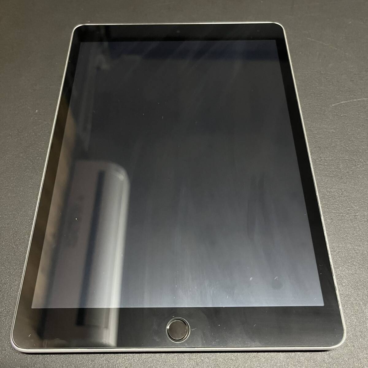 美品 Apple iPad 第9世代 64GB シルバー A2602 wi-fiモデル 美品 Apple iPad 第9世代 64GB シルバー A2602 wi-fiモデル