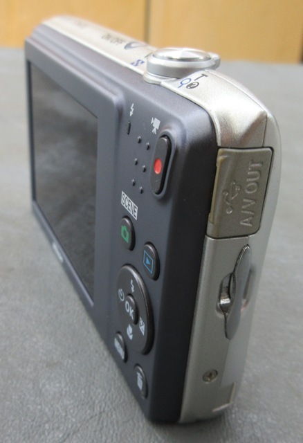 ☆クリックポスト¥185☆簡易動作OK Nikon ニコン COOLPIX S3600 ☆クリックポスト¥185☆簡易動作OK Nikon ニコン COOLPIX S3600