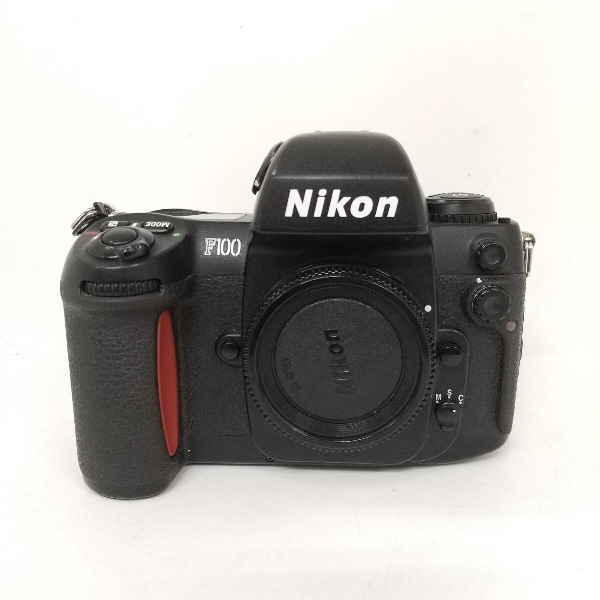 ◎ニコン◎Nikon F100 ボディ本体 便利な乾電池仕様 ◎ニコン◎Nikon F100 ボディ本体 便利な乾電池仕様
