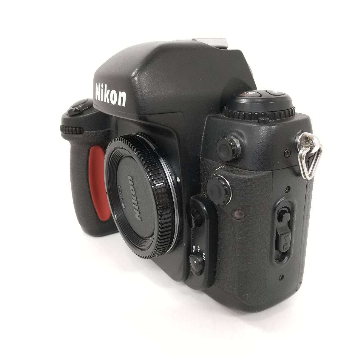 ◎ニコン◎Nikon F100 ボディ本体 便利な乾電池仕様 ◎ニコン◎Nikon F100 ボディ本体 便利な乾電池仕様