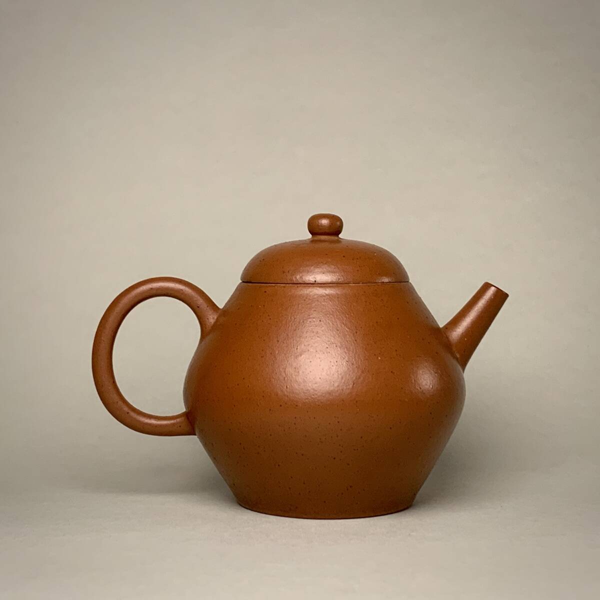 中国 煎茶 茶道具 急須 紫砂壺 古美術品 骨董 孟臣 朱泥 宜興 中国 煎茶 茶道具 急須 紫砂壺 古美術品 骨董 孟臣 朱泥 宜興
