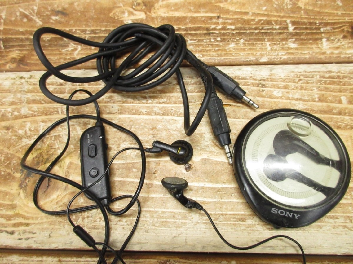 J9-0236】SONY WM-702 ソニー カセットプレーヤー WALKMAN J9-0236】SONY WM-702 ソニー カセットプレーヤー WALKMAN