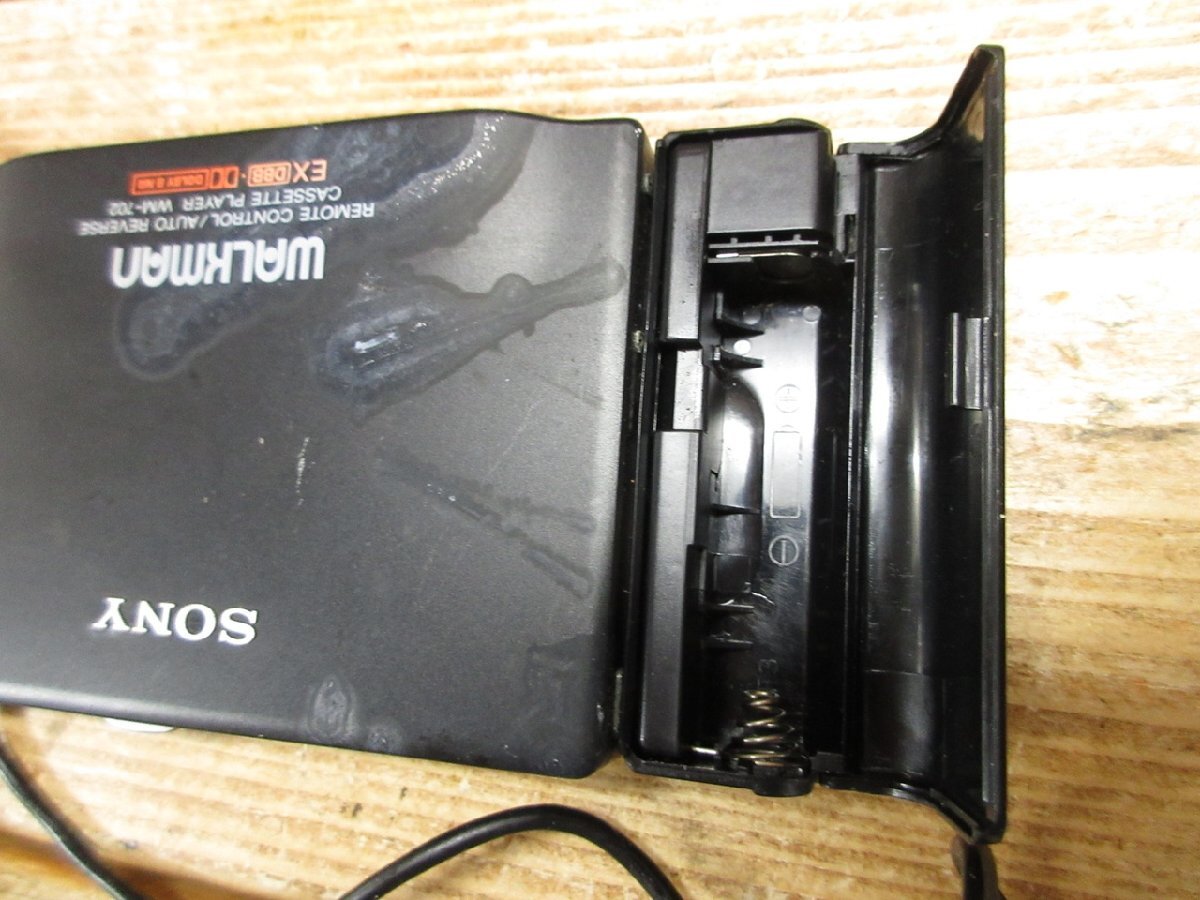 J9-0236】SONY WM-702 ソニー カセットプレーヤー WALKMAN J9-0236】SONY WM-702 ソニー カセットプレーヤー WALKMAN
