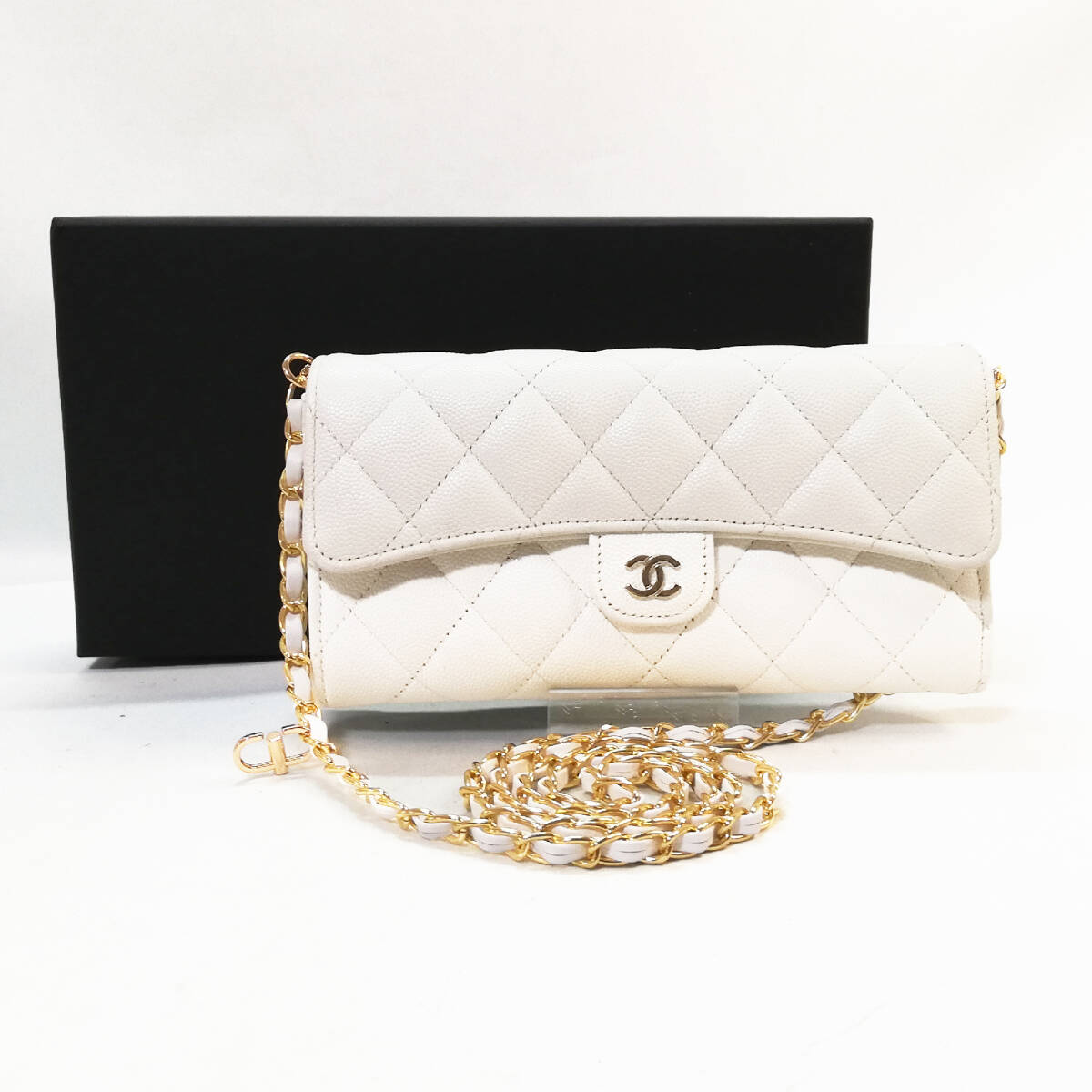 美品】CHANEL(シャネル)キャビアスキン マトラッセ 長財布 美品】CHANEL(シャネル)キャビアスキン マトラッセ 長財布