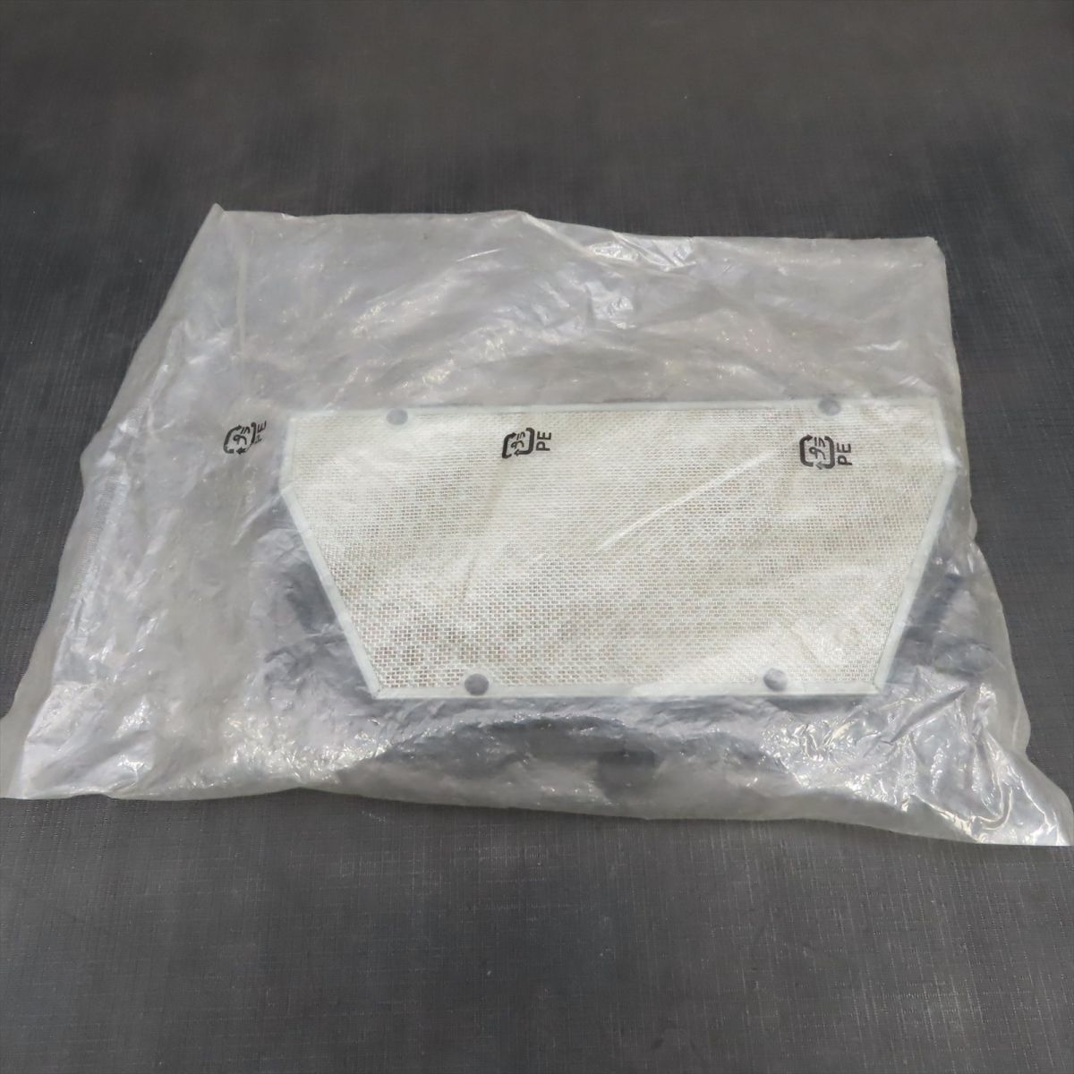 ホンダ CBR1000RR SC59 純正 エアーエレメント エアクリーナー 17210-MFL-000 新品【060】 IBL-A-253
