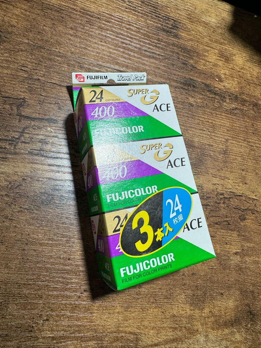 競売 FUJICOLOR フィルム 期限切れ FUJIFILM 400 24枚撮 ACE G super フィルムカメラ
