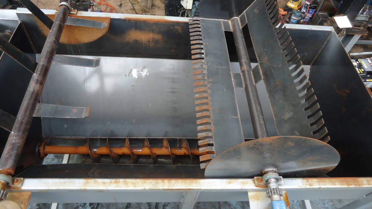 油谷 №4075 スクリューコンベア スパイラルコンベア 切込 撹拌 油谷 №4075 スクリューコンベア スパイラルコンベア 切込 撹拌