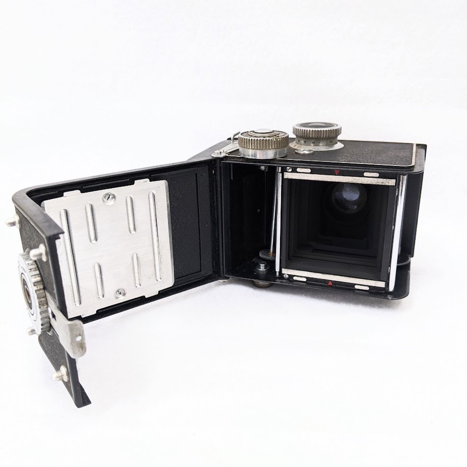 3678】ヤシカフレックス Yashicaflex 二眼レフ フィルム カメラ 3678】ヤシカフレックス Yashicaflex 二眼レフ フィルム カメラ