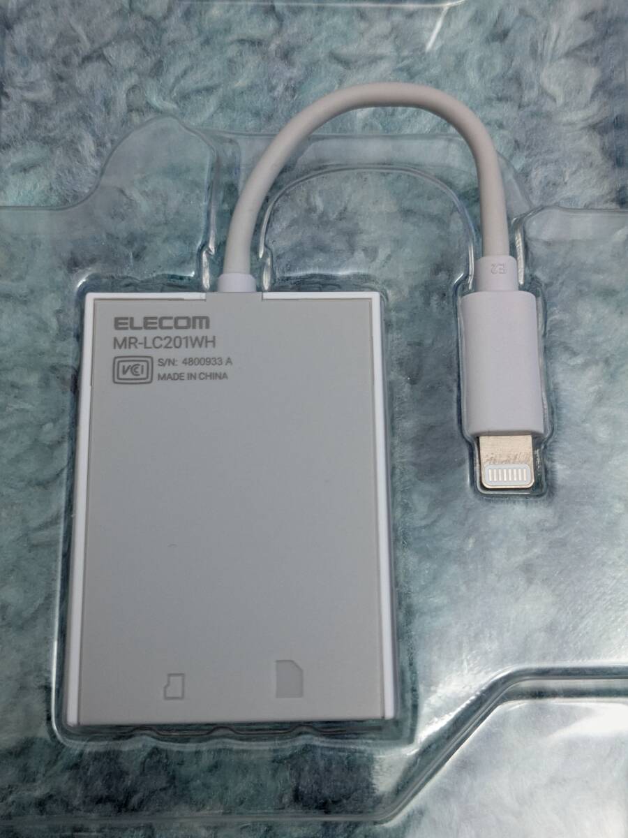 0704u1440 エレコム カードリーダー Lightningコネクタ接続 Type 0704u1440 エレコム カードリーダー Lightningコネクタ接続 Type