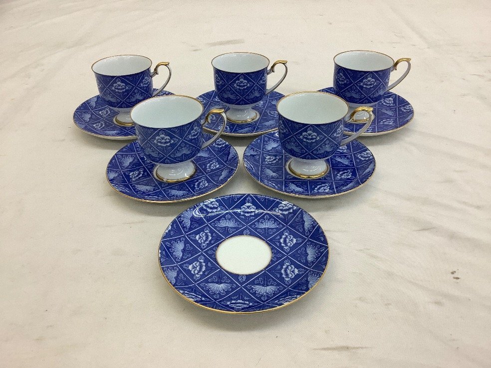 香蘭社 格子菊牡丹/カップ&ソーサー 5客/ソーサー1枚 ACB 中古 香蘭社 格子菊牡丹/カップ&ソーサー 5客/ソーサー1枚 ACB 中古