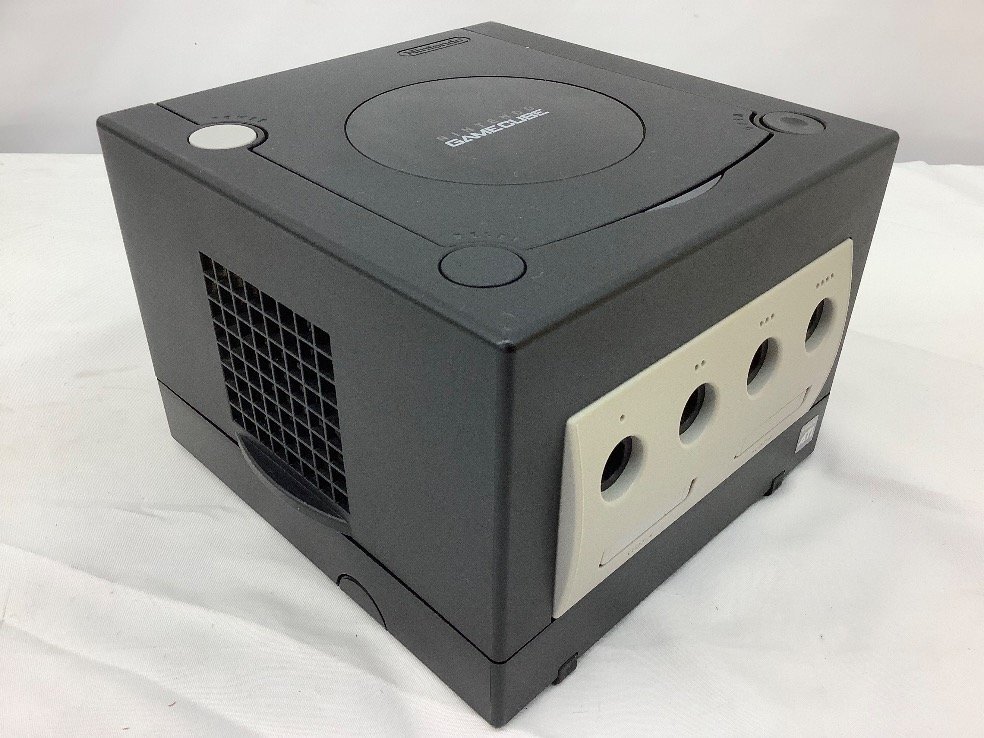 任天堂 ニンテンドーゲームキューブ/ゲームボーイプレーヤー DOL 任天堂 ニンテンドーゲームキューブ/ゲームボーイプレーヤー DOL