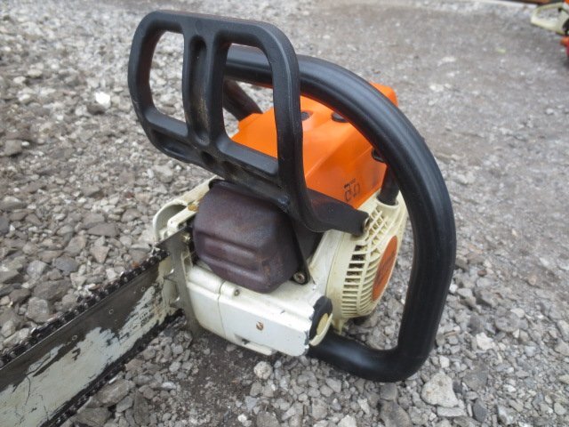中古品 STIHL エンジンチェーンソー MS240 （J-58