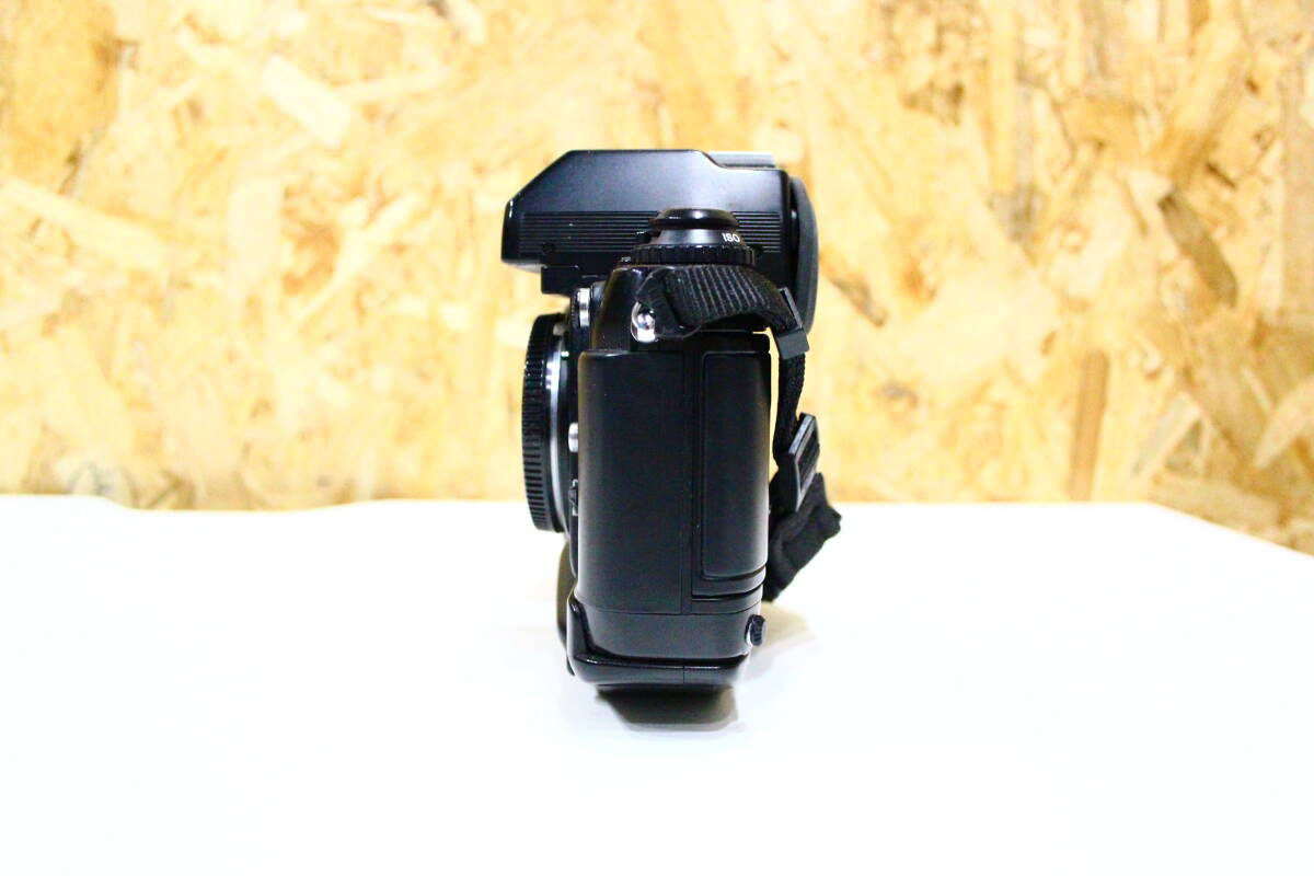 KJ03284 ニコン nikon F4 MB-21 フィルムカメラ ボディ 動作 KJ03284 ニコン nikon F4 MB-21 フィルムカメラ ボディ 動作