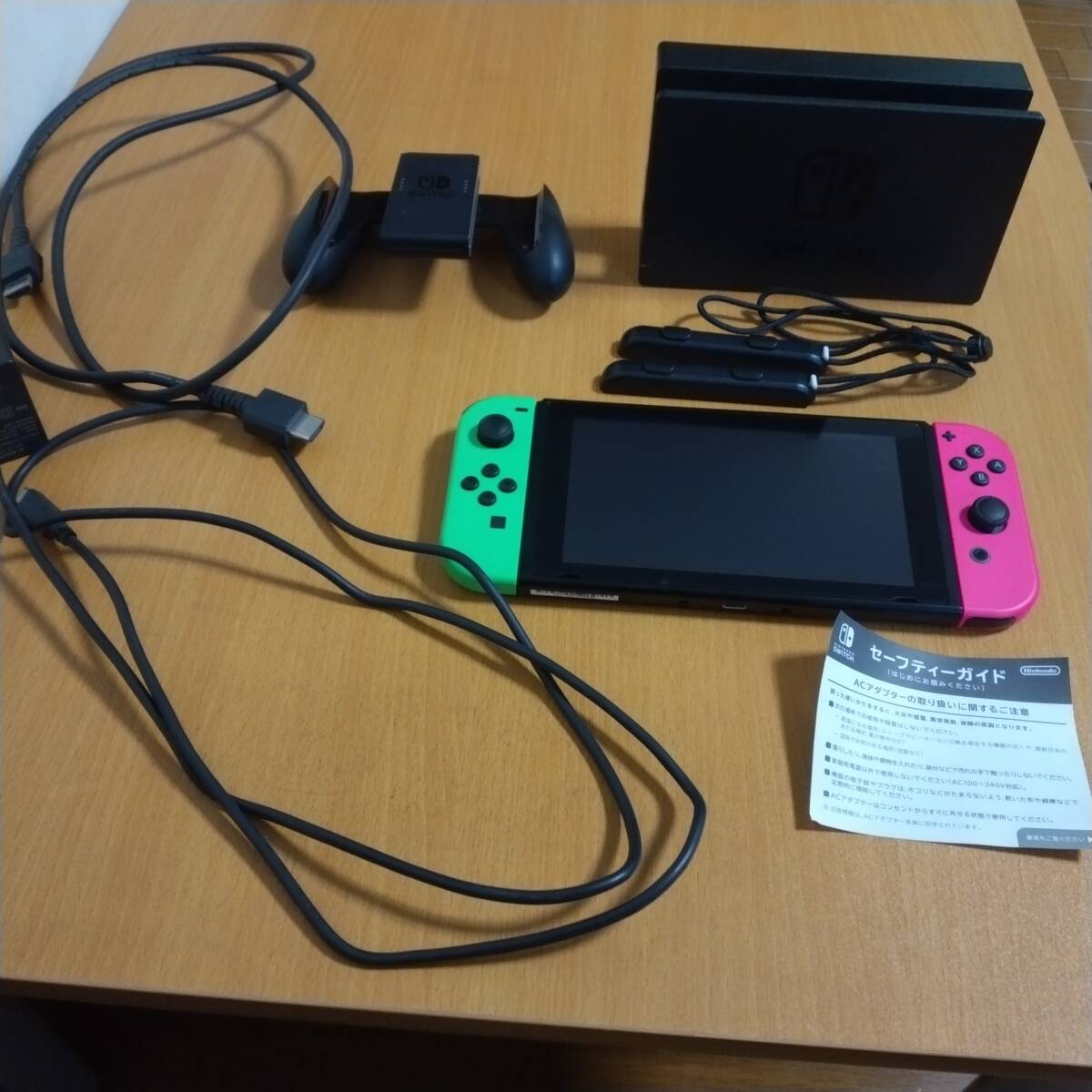 現状品NintendoSwitch HAC-001 ニンテンドースイッチ 本体 現状品NintendoSwitch HAC-001 ニンテンドースイッチ 本体