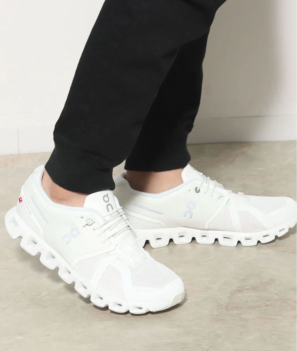 On Cloud 5 on k громкий 5 Size.28.5 WH/WH