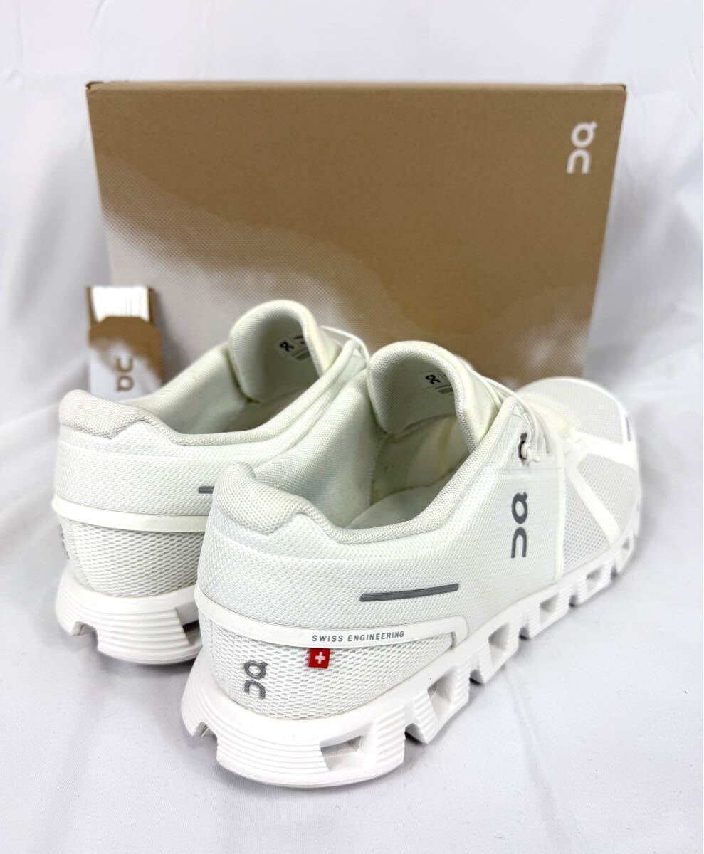 On Cloud 5 on k громкий 5 Size.28.5 WH/WH