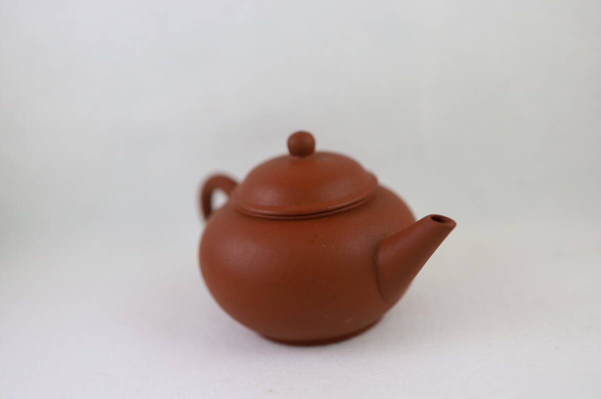 唐物朱泥急須 中国宜興 紫砂壺 13.1*8.2*高7.2cm 無傷 中国美術 唐物朱泥急須 中国宜興 紫砂壺 13.1*8.2*高7.2cm 無傷 中国美術