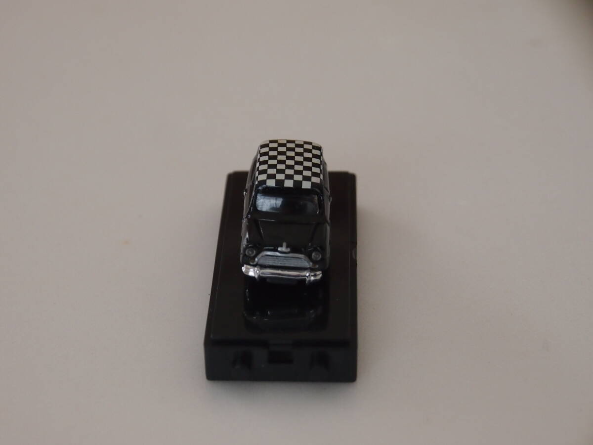 WIDEA 1/87 Mini Cooper (Black/gingham check)
