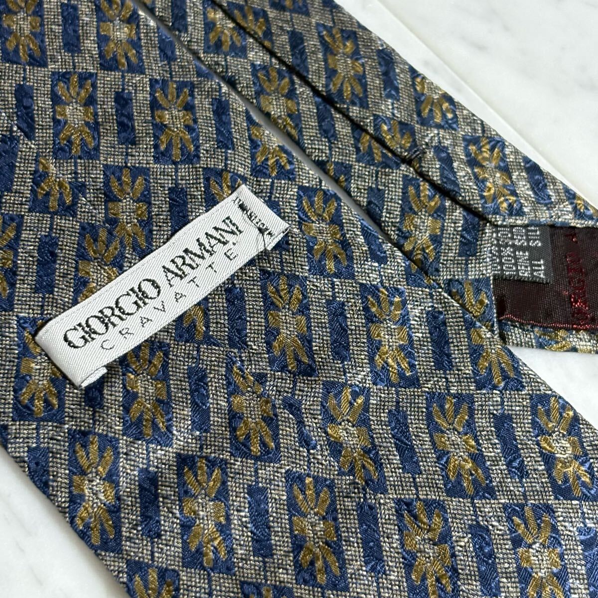 【美品】 999円～ ARMANI ネクタイ ネイビー グレー 総柄 パターン柄 (GB7)