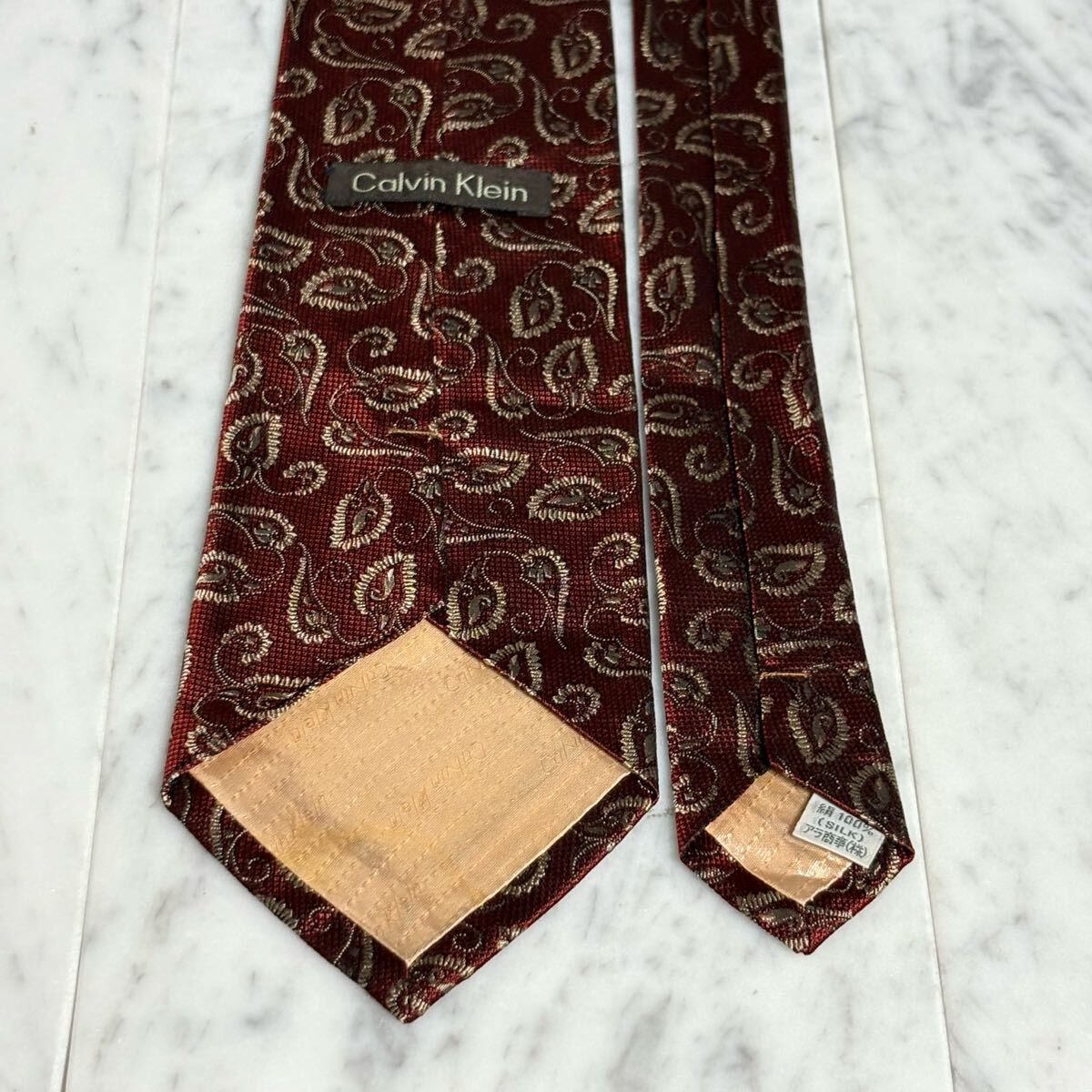 【美品】 999円～ Calvin Klein ネクタイ レッド ペイズリー柄 (R7)