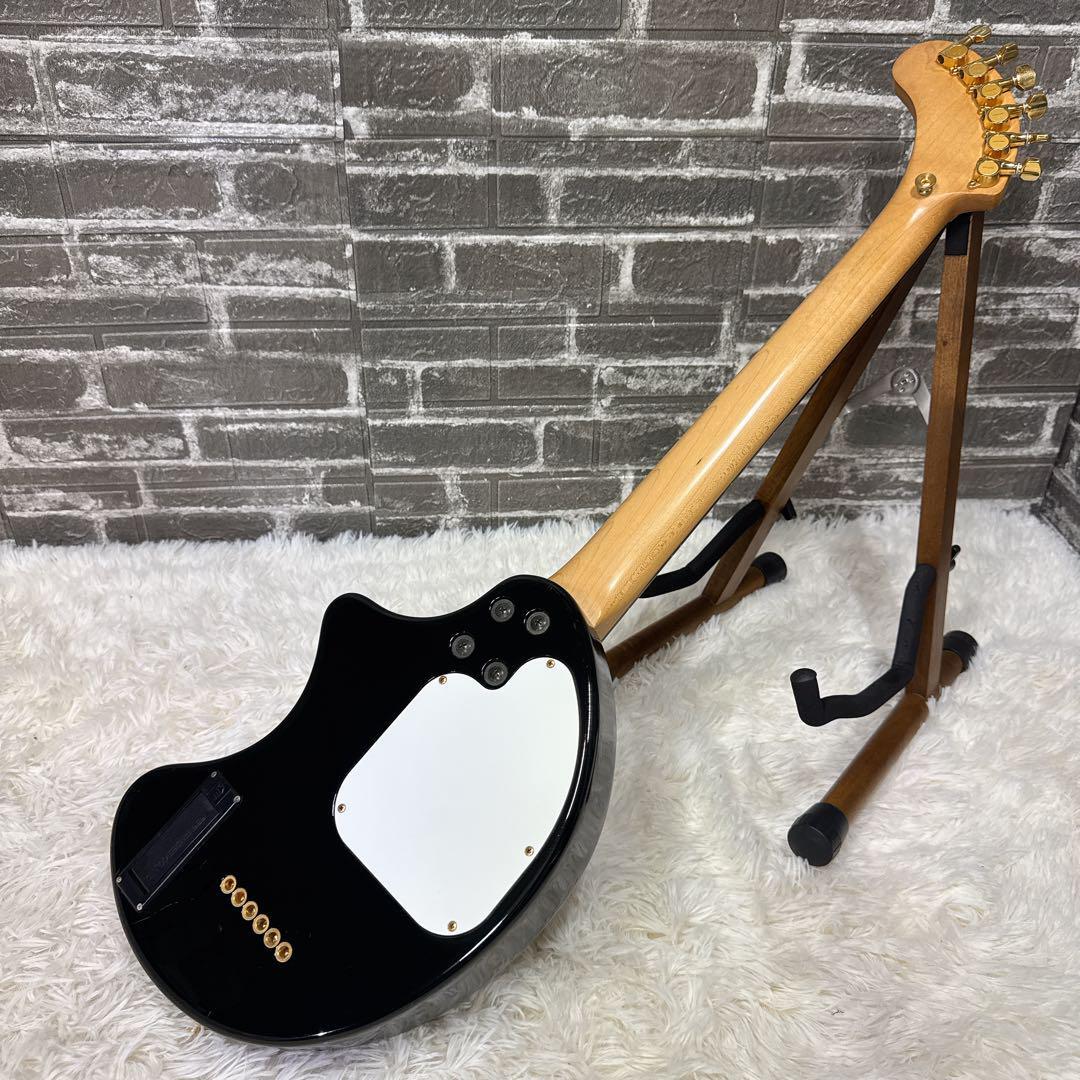 FERNANDES ZO-3 ブラック/ゴールドパーツ ゴトー製ペグ アンプ内蔵 FERNANDES ZO-3 ブラック/ゴールドパーツ ゴトー製ペグ アンプ内蔵