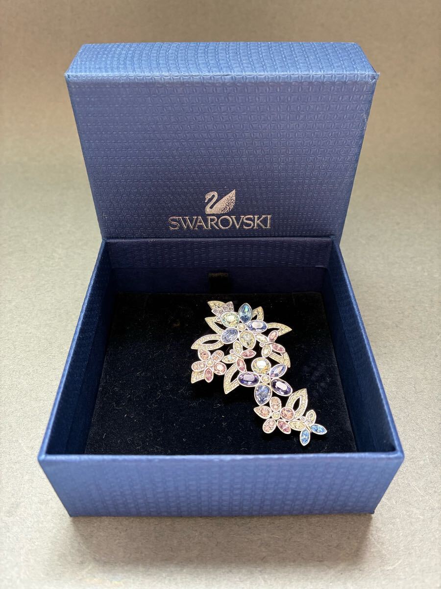 0922 SWAROVSKI スワロフスキー ブローチ 花モチーフ 箱付き 0922 SWAROVSKI スワロフスキー ブローチ 花モチーフ 箱付き