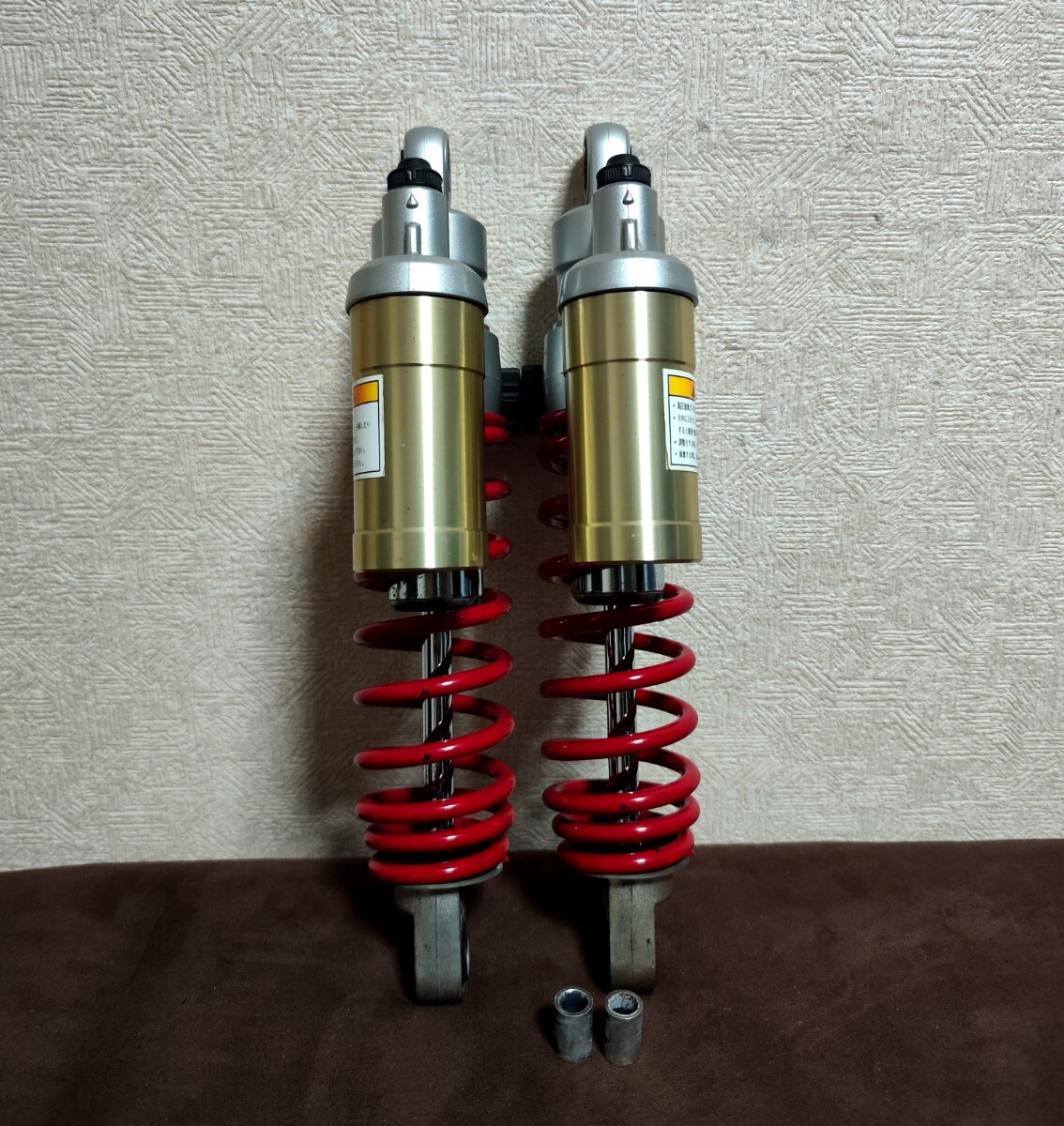 美品 スズキ GSX1400 リアサスペンション フルアジャスタブル 美品 スズキ GSX1400 リアサスペンション フルアジャスタブル