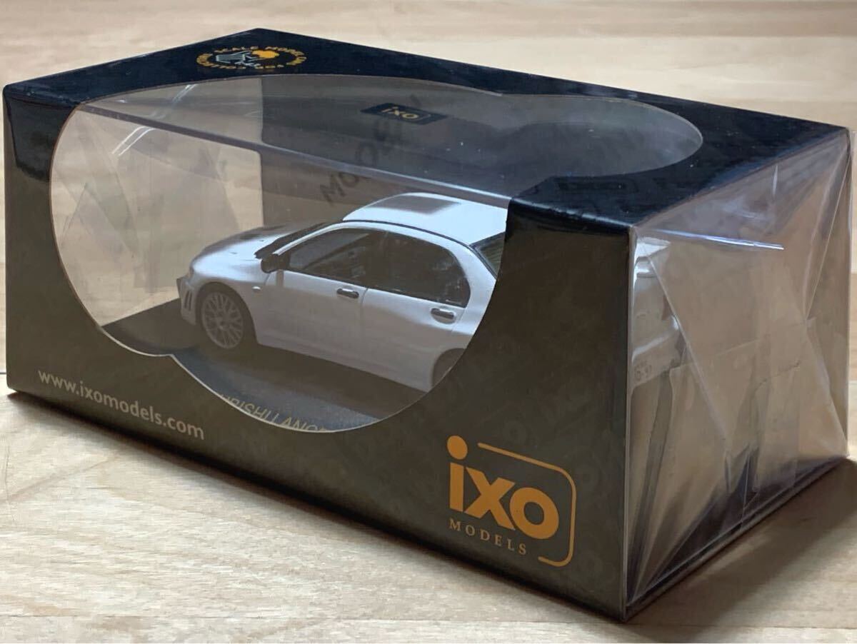 [ новый товар : нераспечатанный ] Ixo IXO 1/43 Mitsubishi Lancer Evolution VII / MITSUBISHI LANCER EVOLUTION 7 CT9A белый [MOC009]
