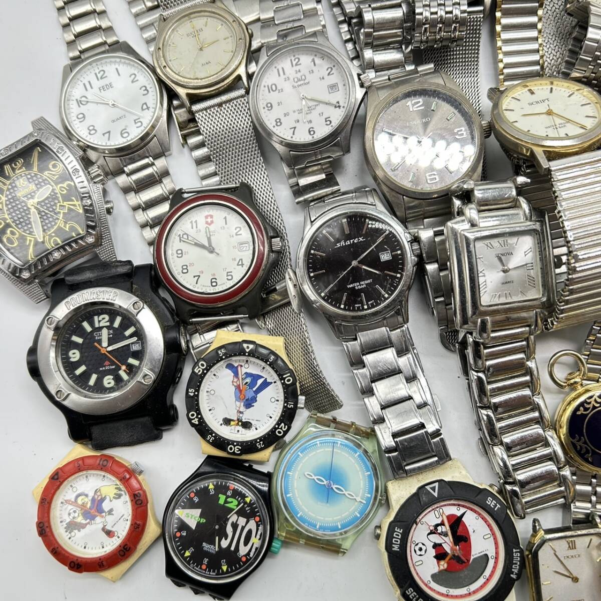 ジャンク 腕時計 350本以上 まとめて SEIKO/DOLCE/CITIZEN/CASIO ジャンク 腕時計 350本以上 まとめて SEIKO/DOLCE/CITIZEN/CASIO