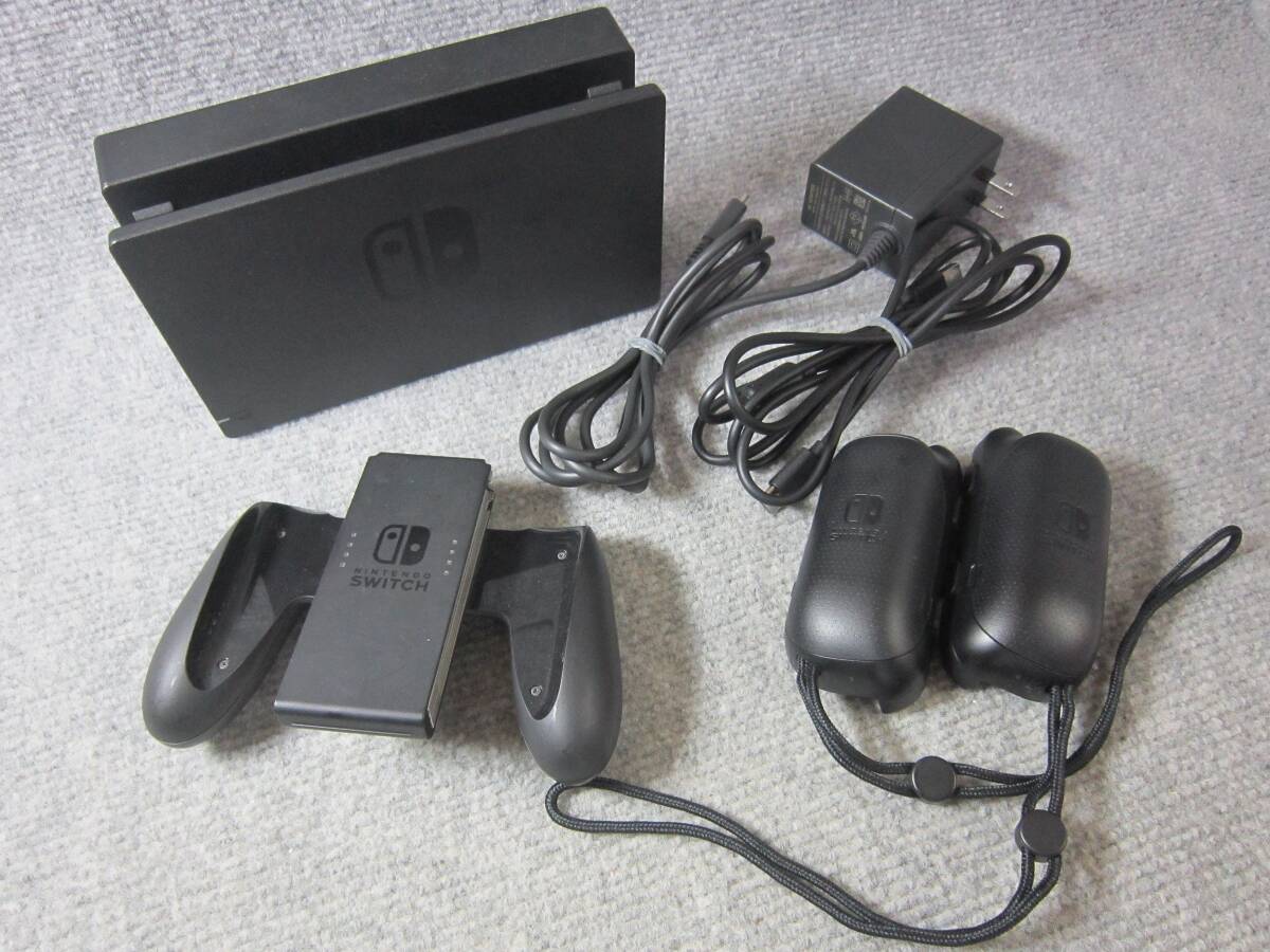 5601) Nintendo Switch 任天堂 スイッチ HAC-001(-01) 本体 5601) Nintendo Switch 任天堂 スイッチ HAC-001(-01) 本体