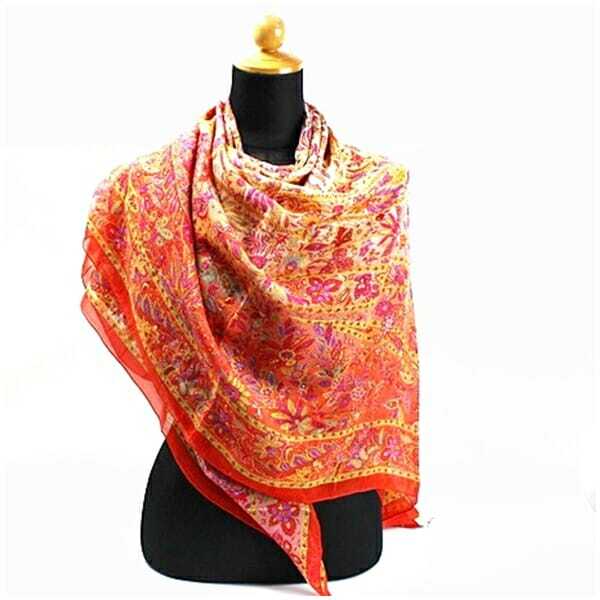 ★ イヴサンローラン シルク 大判スカーフ レッド クリーム 中古 Aランク YVES SAINT LAURENT |