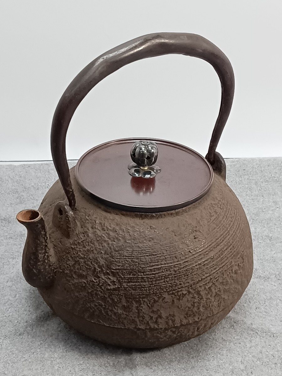 鉄瓶 煎茶道具 茶道具 銅蓋 銀つまみ 鉄器 時代物 湯沸 やかん 鉄瓶 煎茶道具 茶道具 銅蓋 銀つまみ 鉄器 時代物 湯沸 やかん
