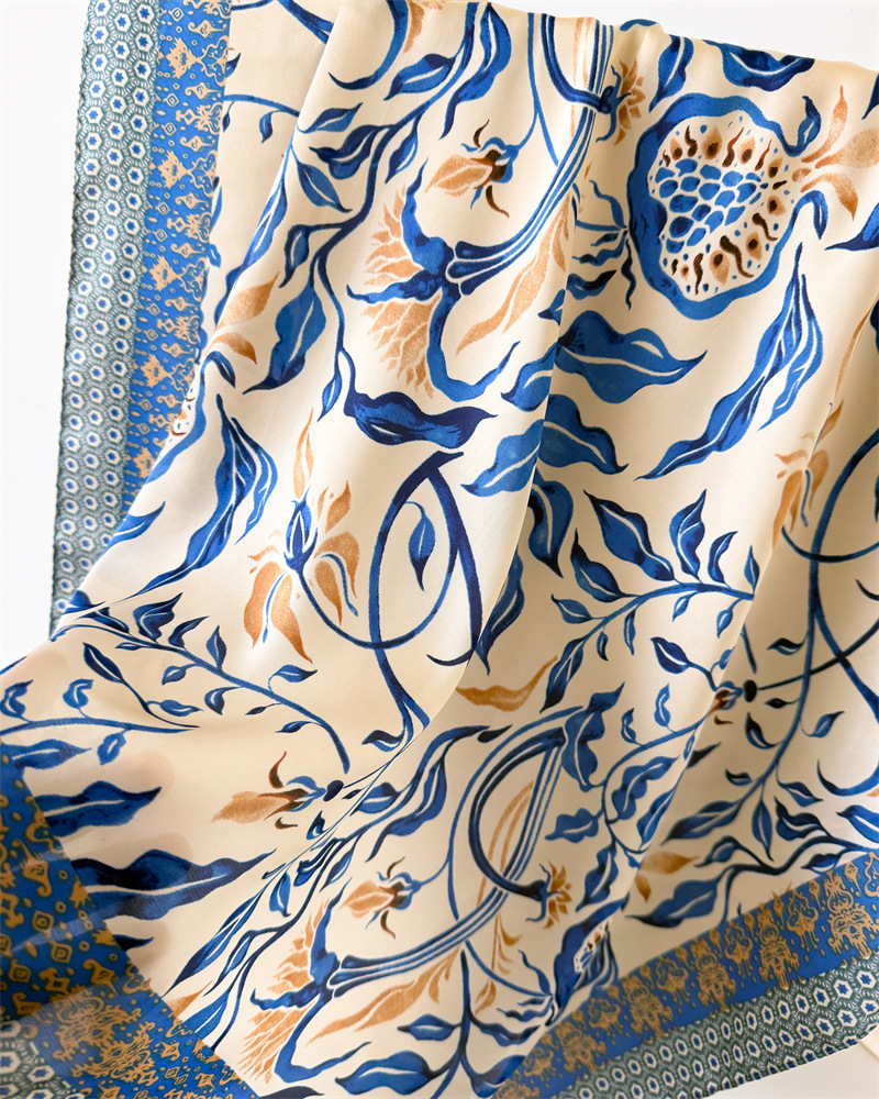 【C-175】新品 レディース 正方形70cm スカーフ巻き方 首元 おしゃれ 飾り 春夏 シルク調(diào) ストールバックスカーフ